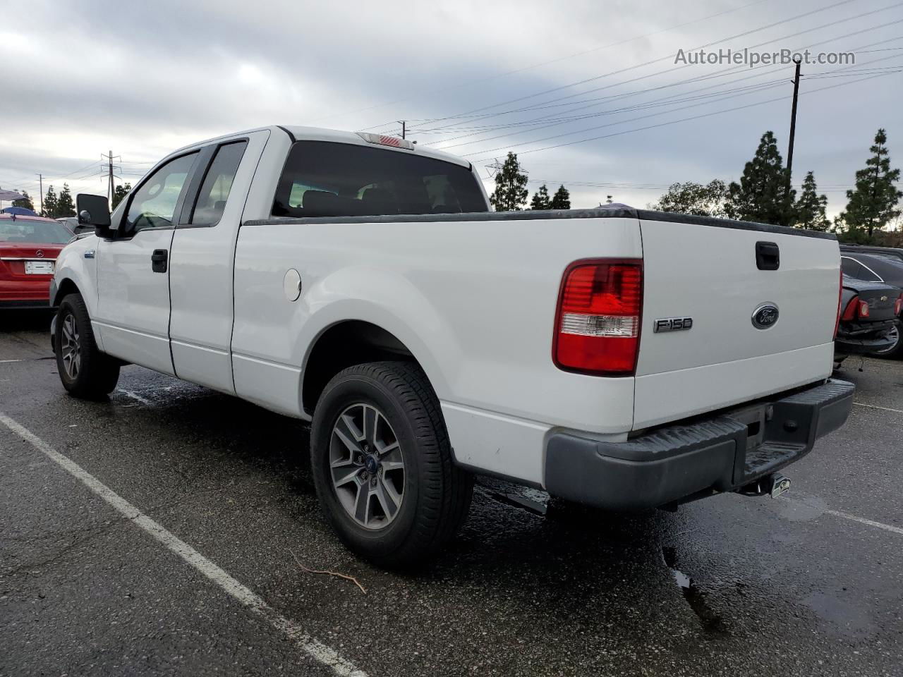 2005 Ford F150  White vin: 1FTRX12WX5FA19587