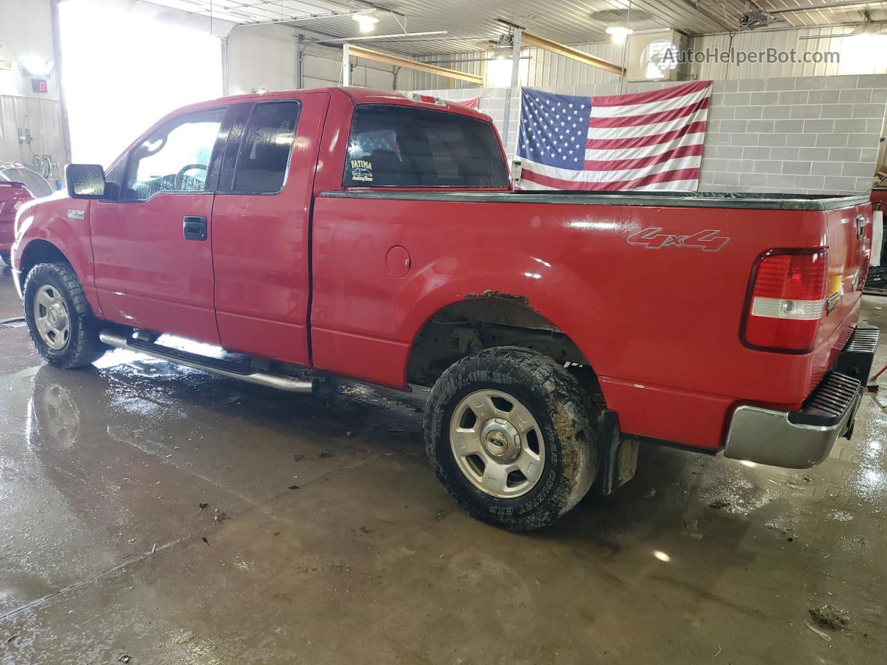 2004 Ford F150  Red vin: 1FTRX14W04NA93148