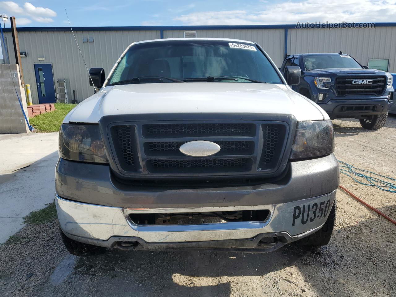 2005 Ford F150  White vin: 1FTRX14W05NB06241