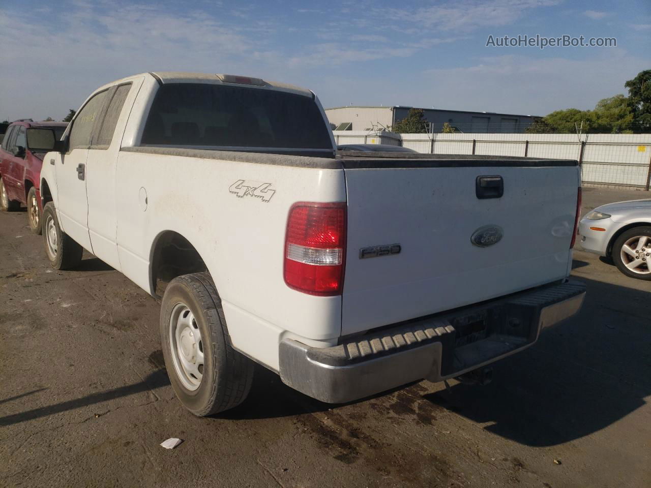 2005 Ford F150  White vin: 1FTRX14W15FB49710