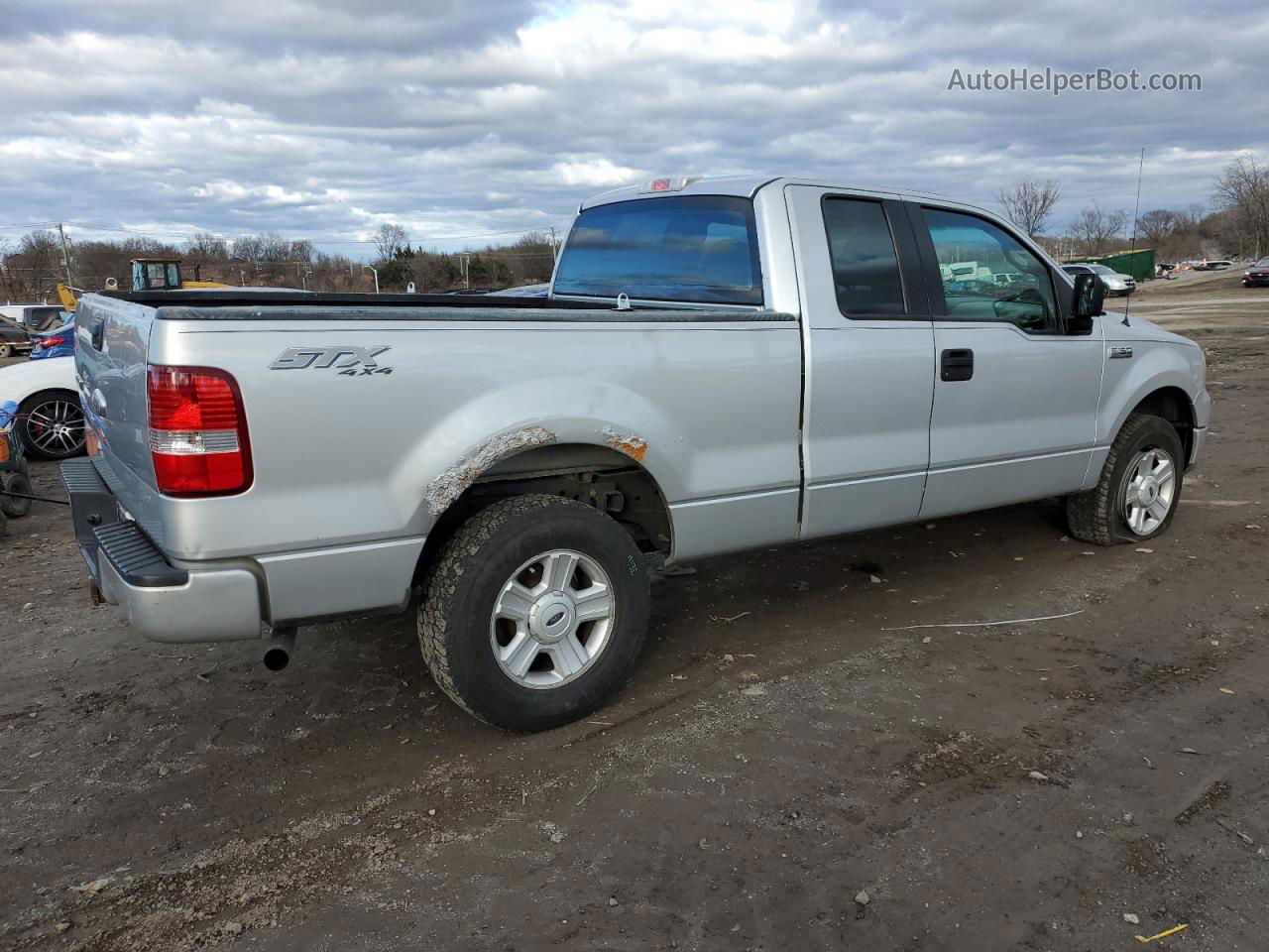 2005 Ford F150  Серебряный vin: 1FTRX14W35FA35112