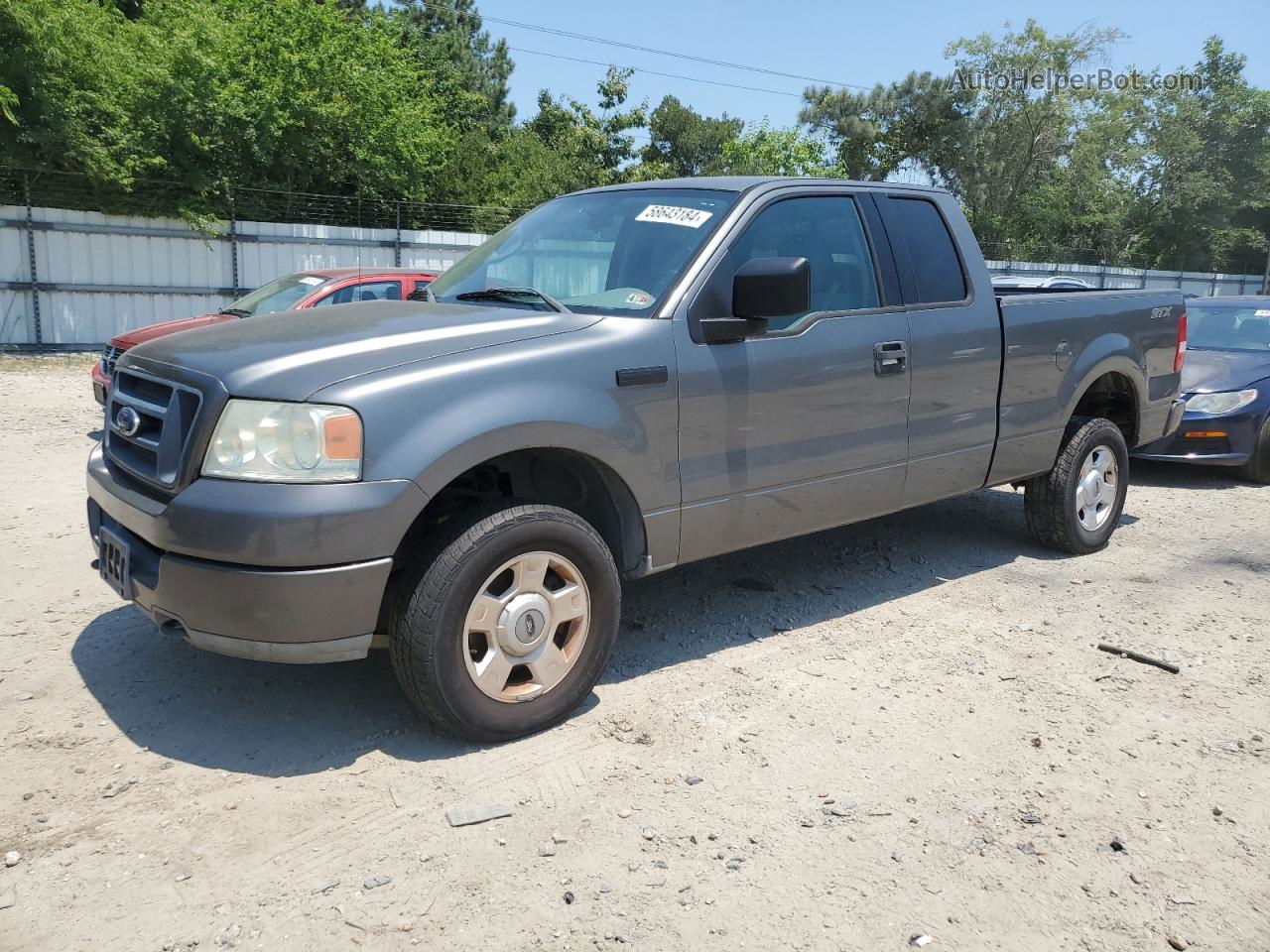 2004 Ford F150  Silver vin: 1FTRX14W54NA33866