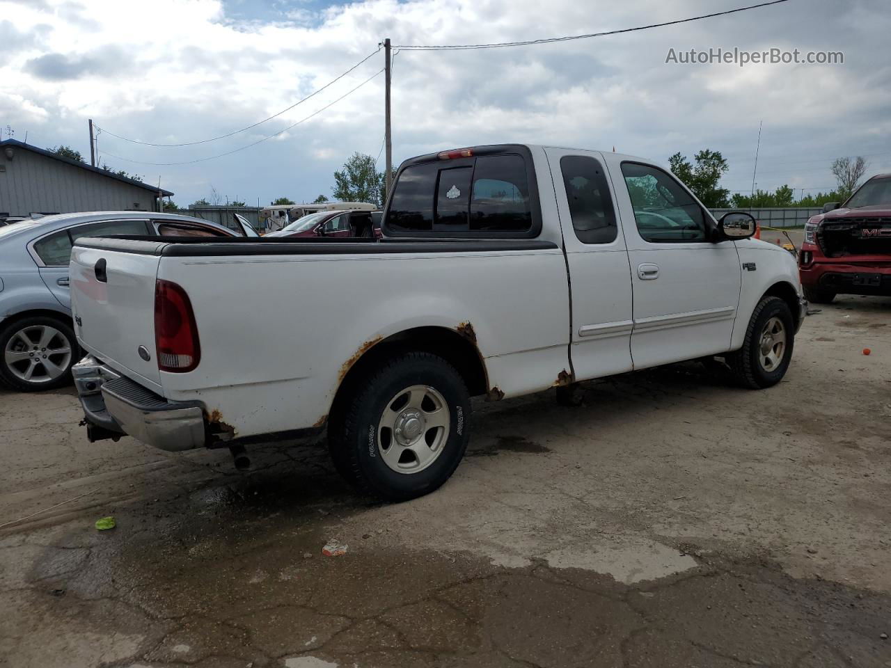 2003 Ford F150  White vin: 1FTRX17293NB67786