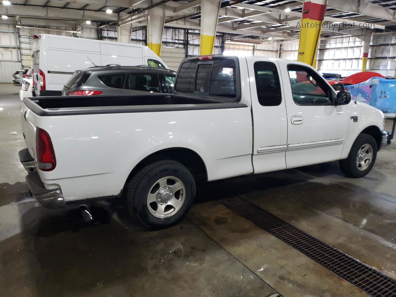 2003 Ford F150  White vin: 1FTRX17W03KB18738