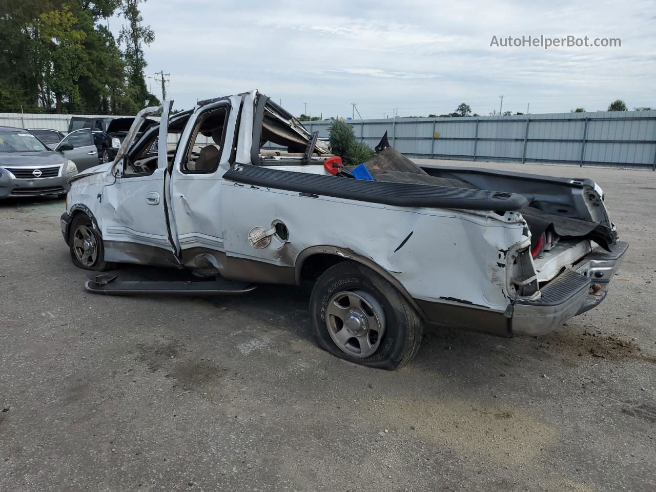 2001 Ford F150  Белый vin: 1FTRX17W21KC65916