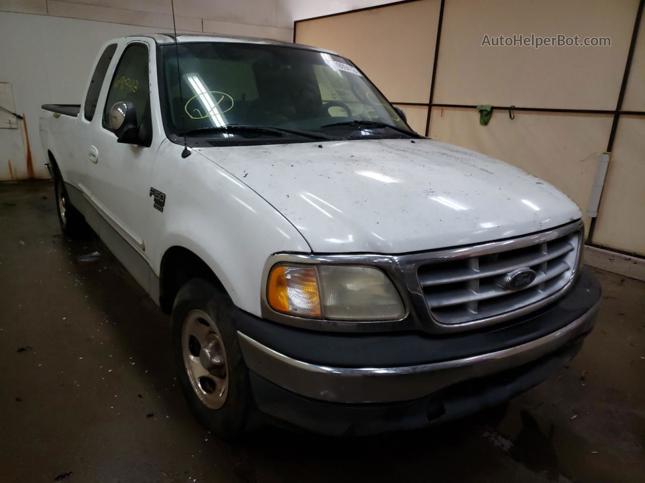 2001 Ford F150  White vin: 1FTRX17W31NB16185