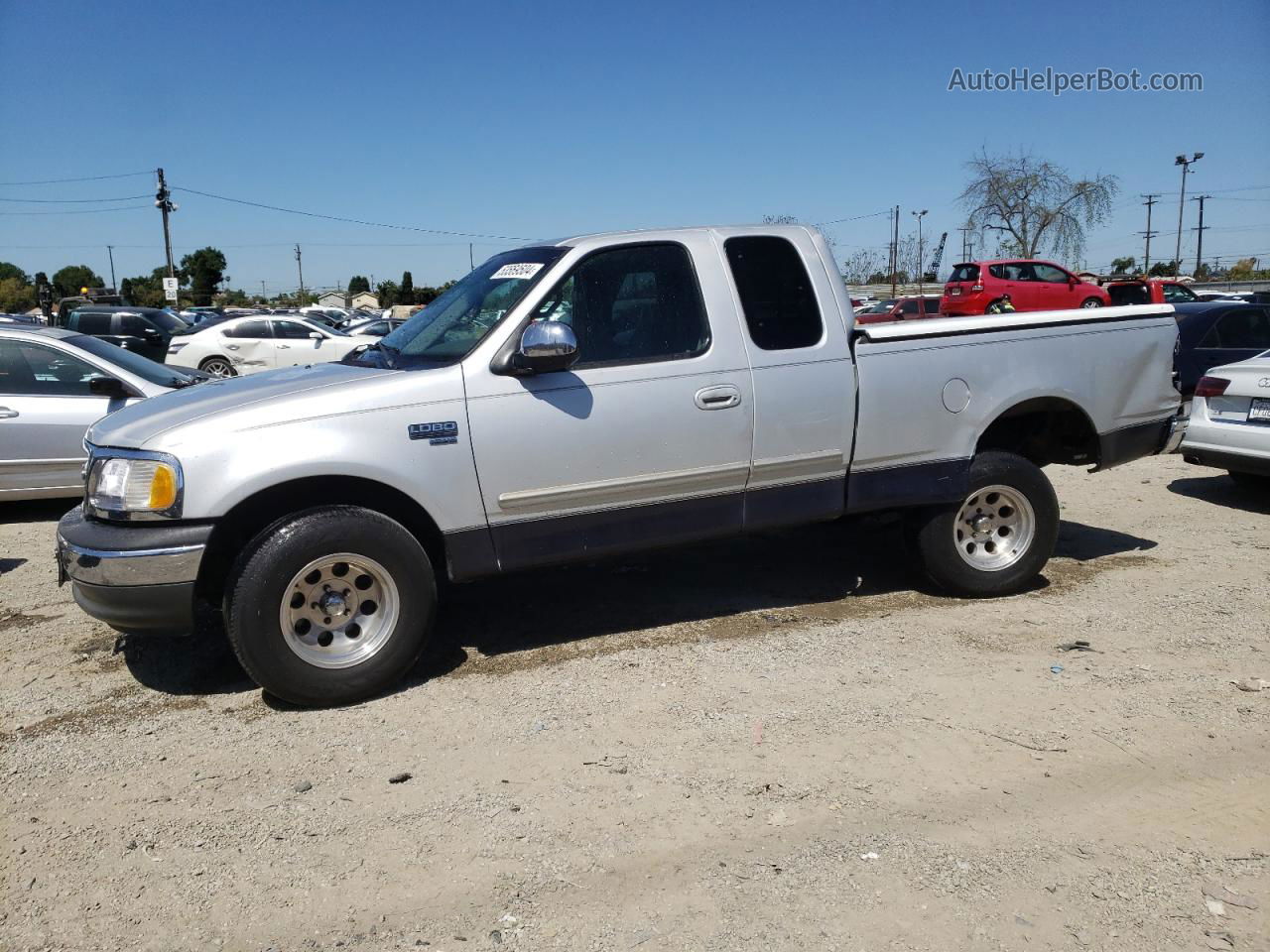 2001 Ford F150  Серебряный vin: 1FTRX17W41KF41044