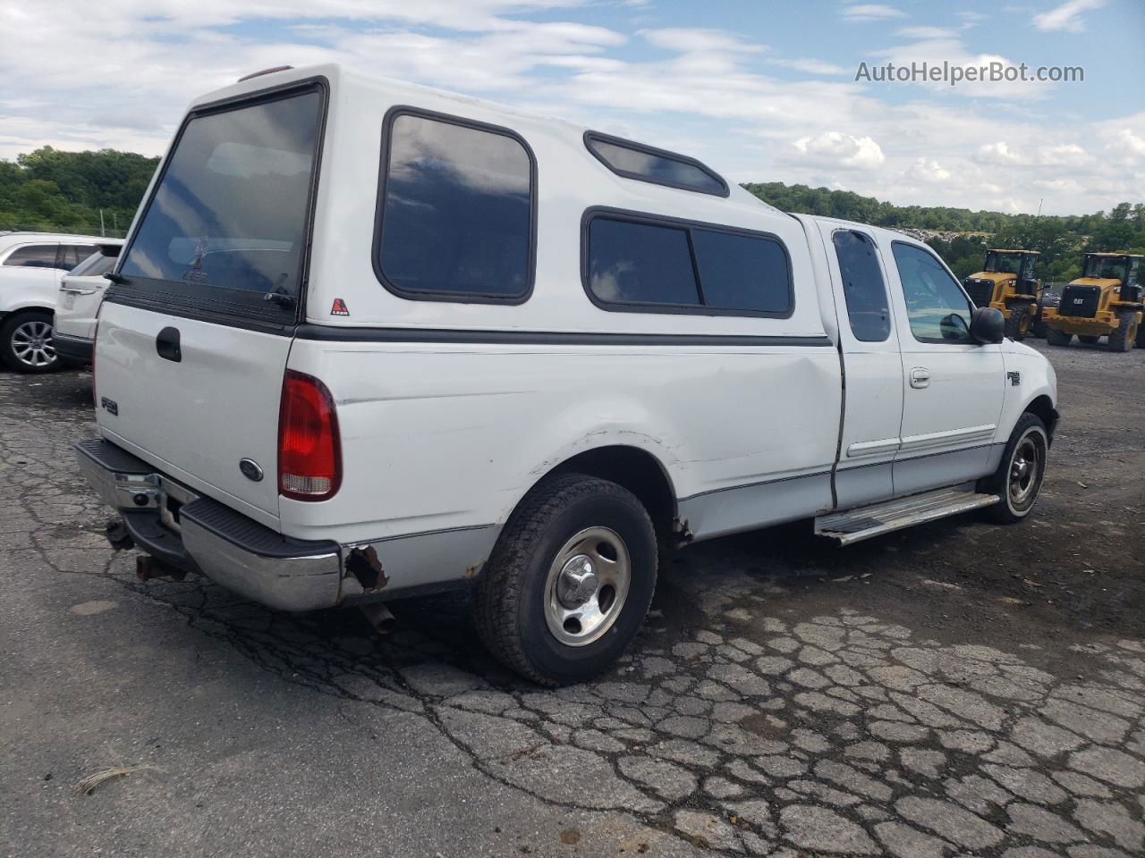 2003 Ford F150  White vin: 1FTRX17W63NA76591