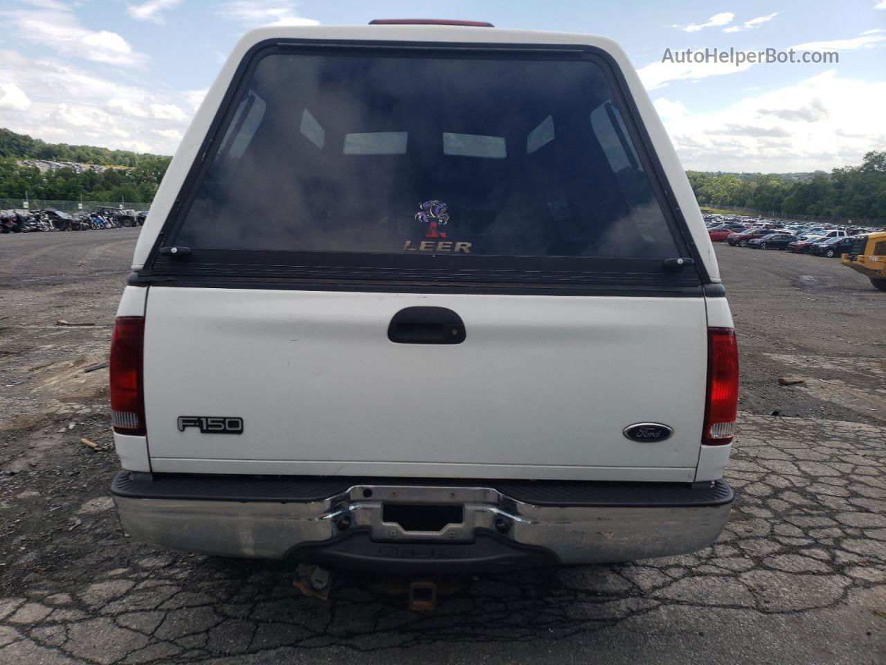 2003 Ford F150  White vin: 1FTRX17W63NA76591