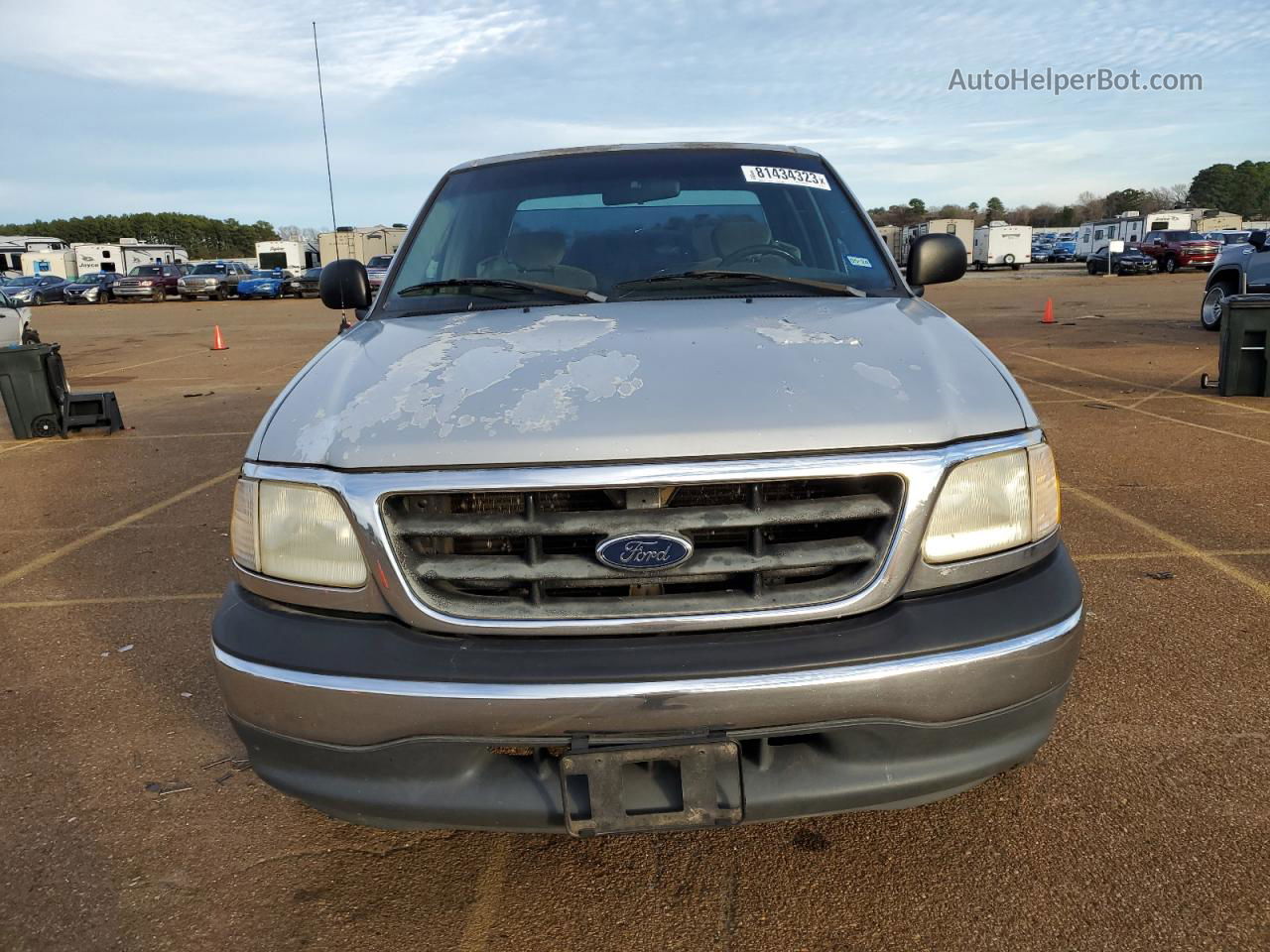 2001 Ford F150  Серебряный vin: 1FTRX17W91NA73374