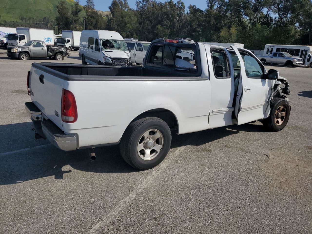 2003 Ford F150  White vin: 1FTRX17W93NB81190