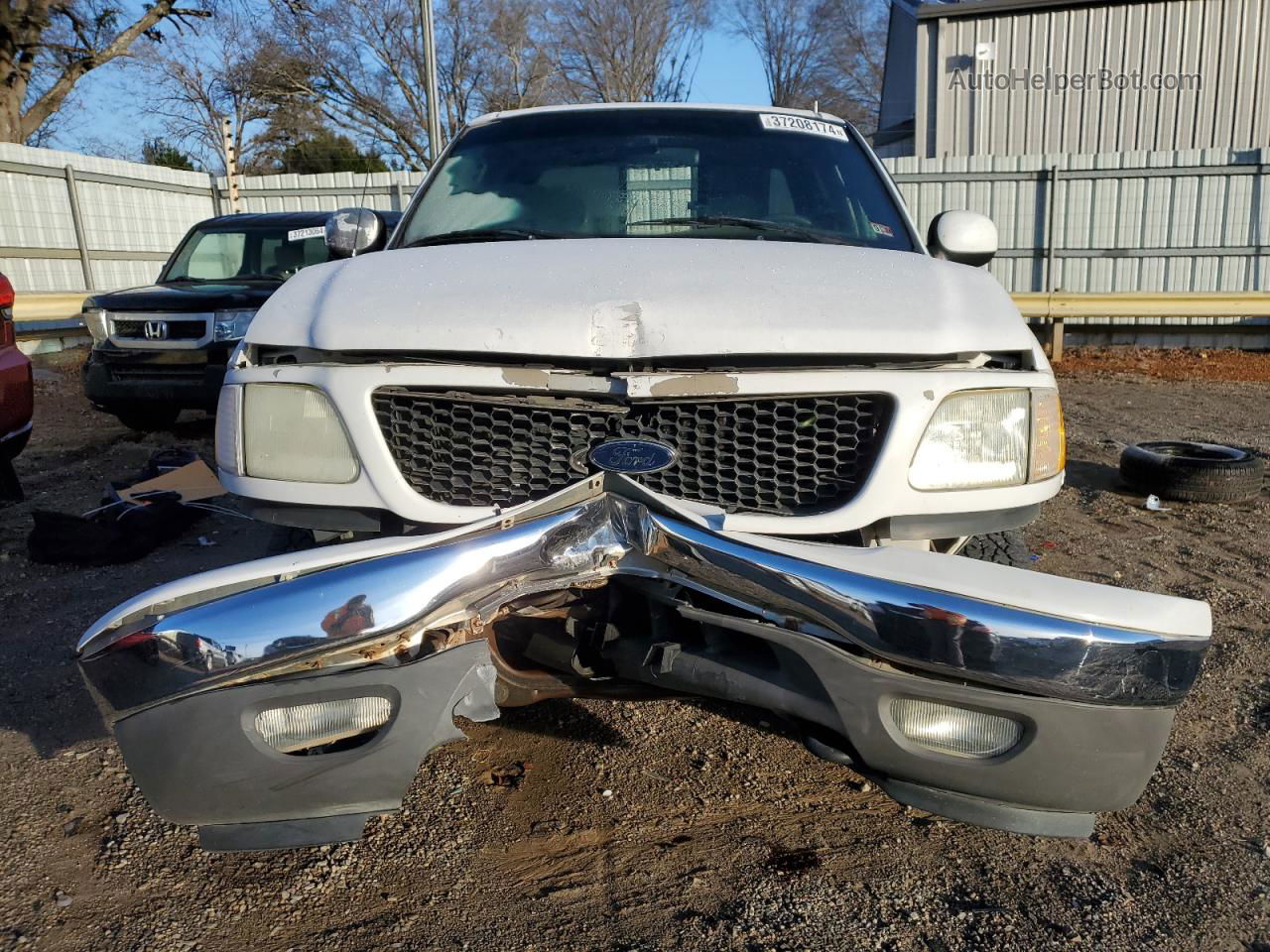 2003 Ford F150  White vin: 1FTRX18L23NA59128