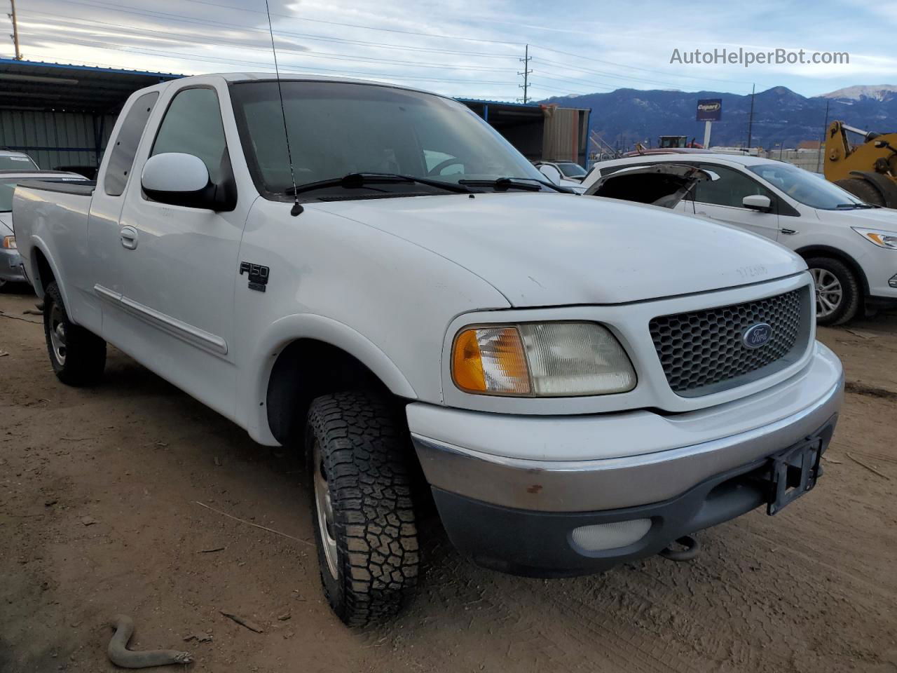 2001 Ford F150  White vin: 1FTRX18L51NB41058