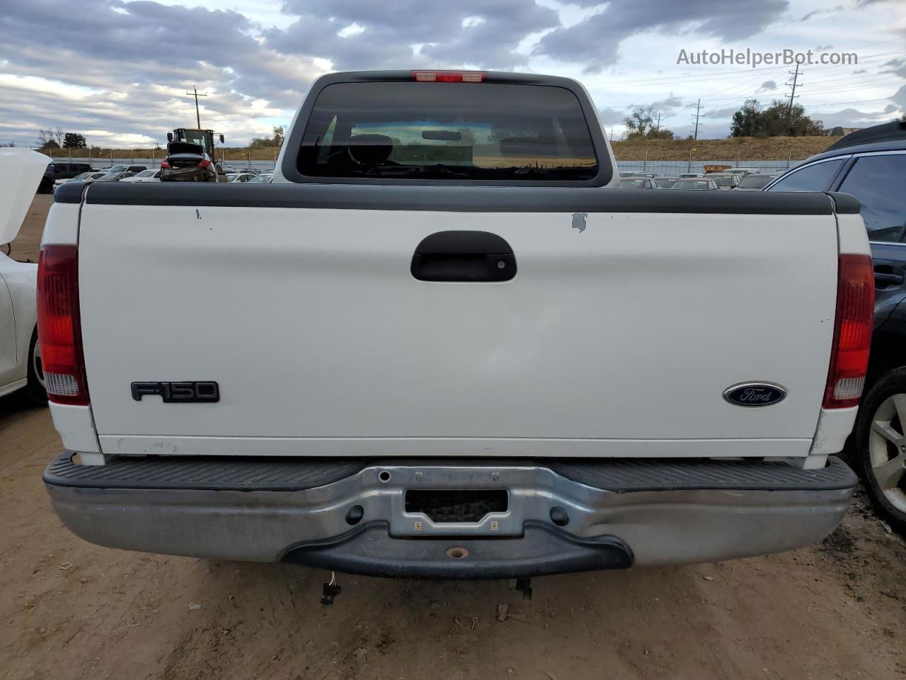 2001 Ford F150  White vin: 1FTRX18L51NB41058