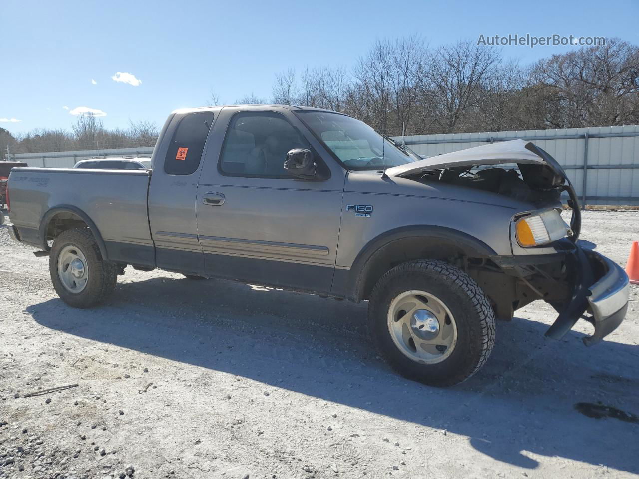 2001 Ford F150  Gold vin: 1FTRX18L71NB37626