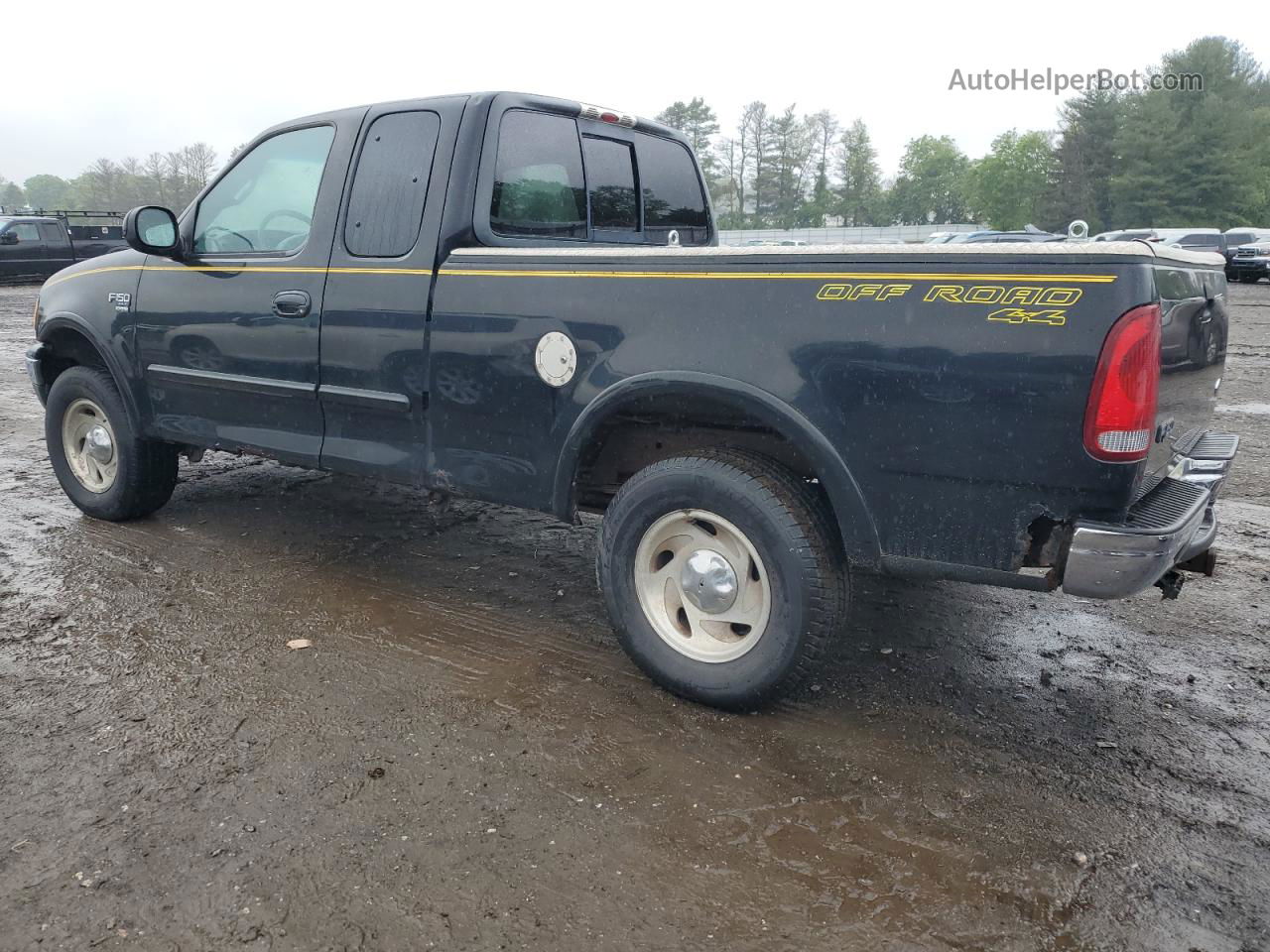 2001 Ford F150  Black vin: 1FTRX18W61NA65716