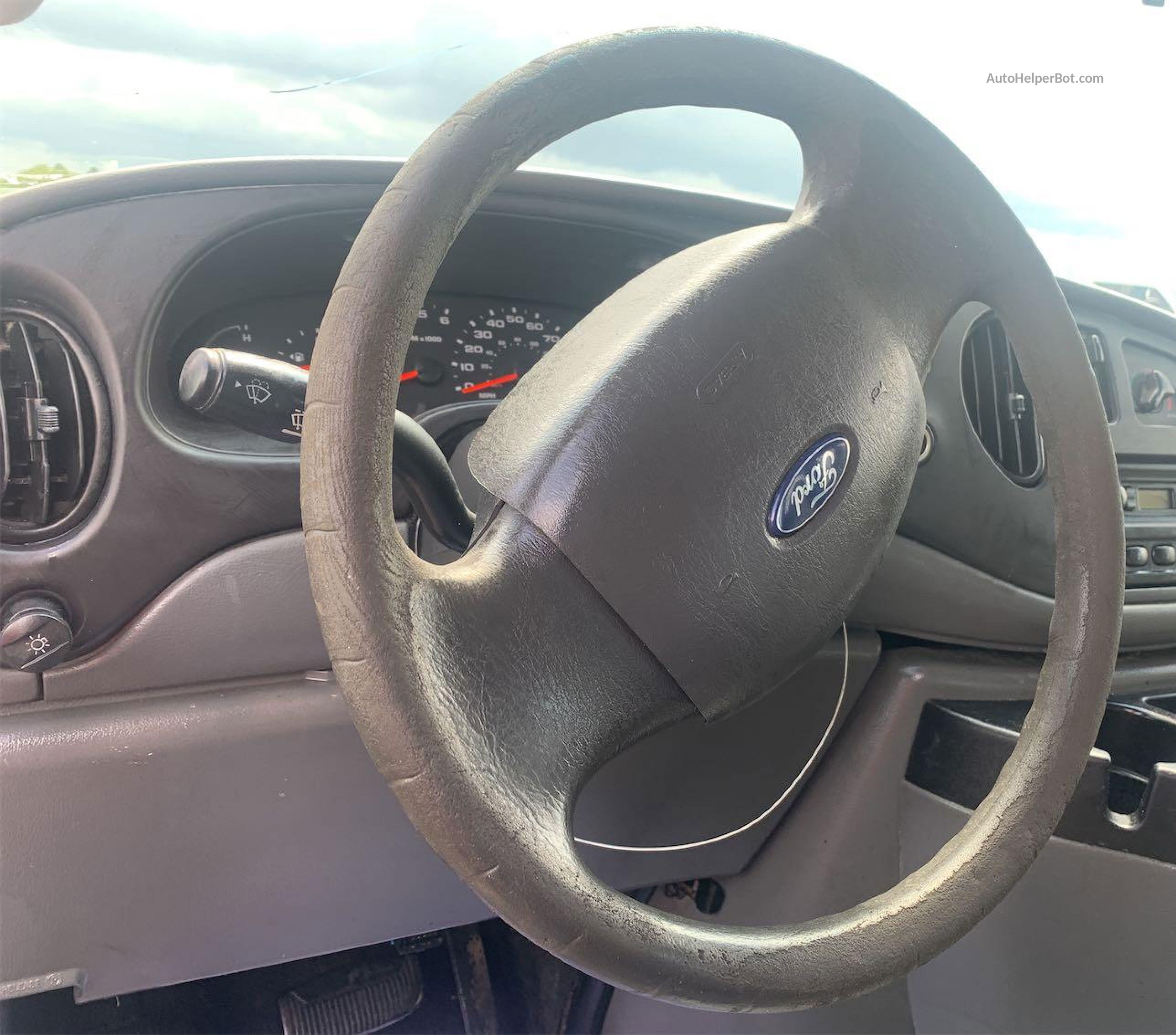 2007 Ford Econoline E350 Super Duty Van vin: 1FTSE34L27DA99472