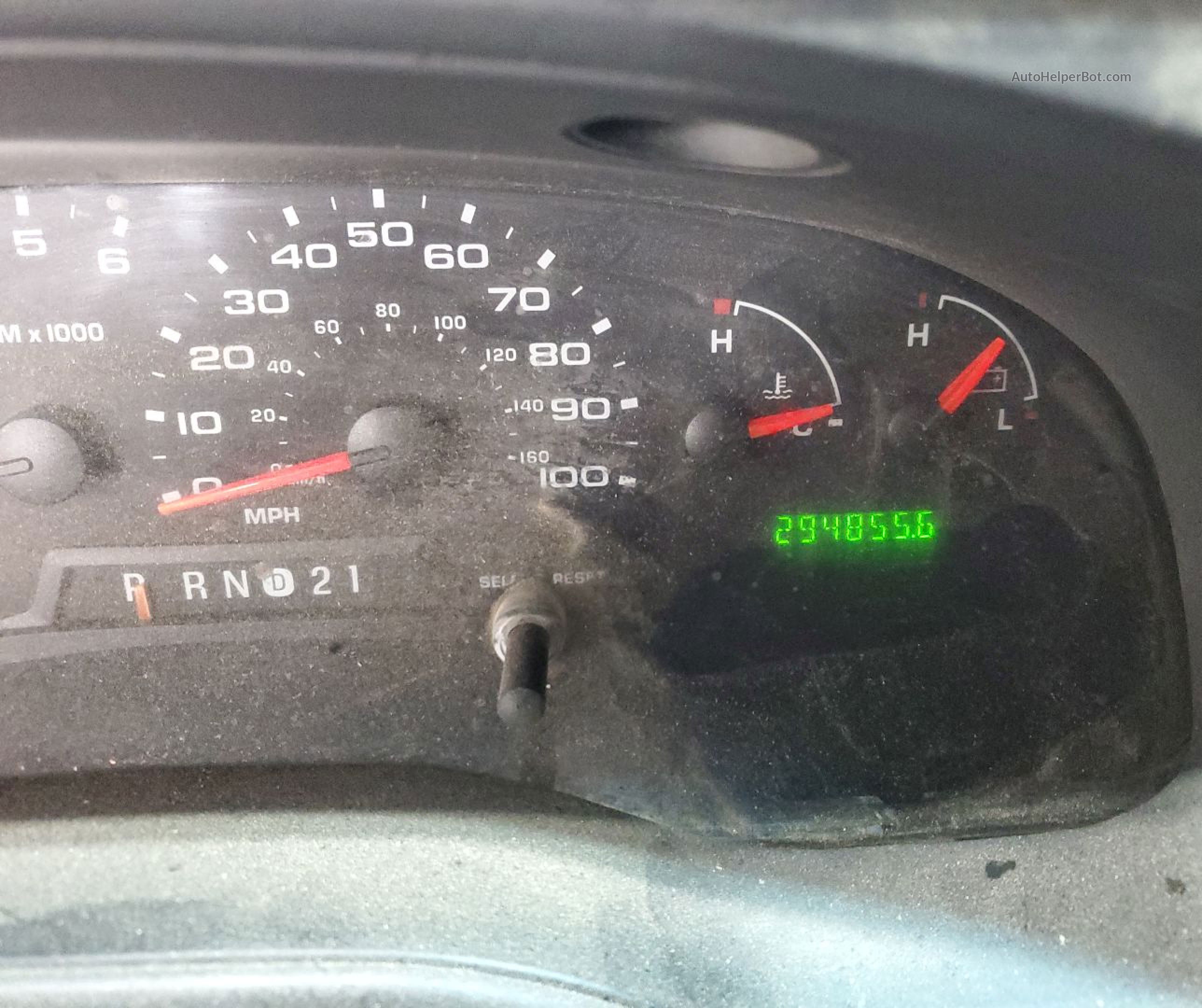 2008 Ford Econoline E350 Super Duty Van vin: 1FTSE34L68DA90145