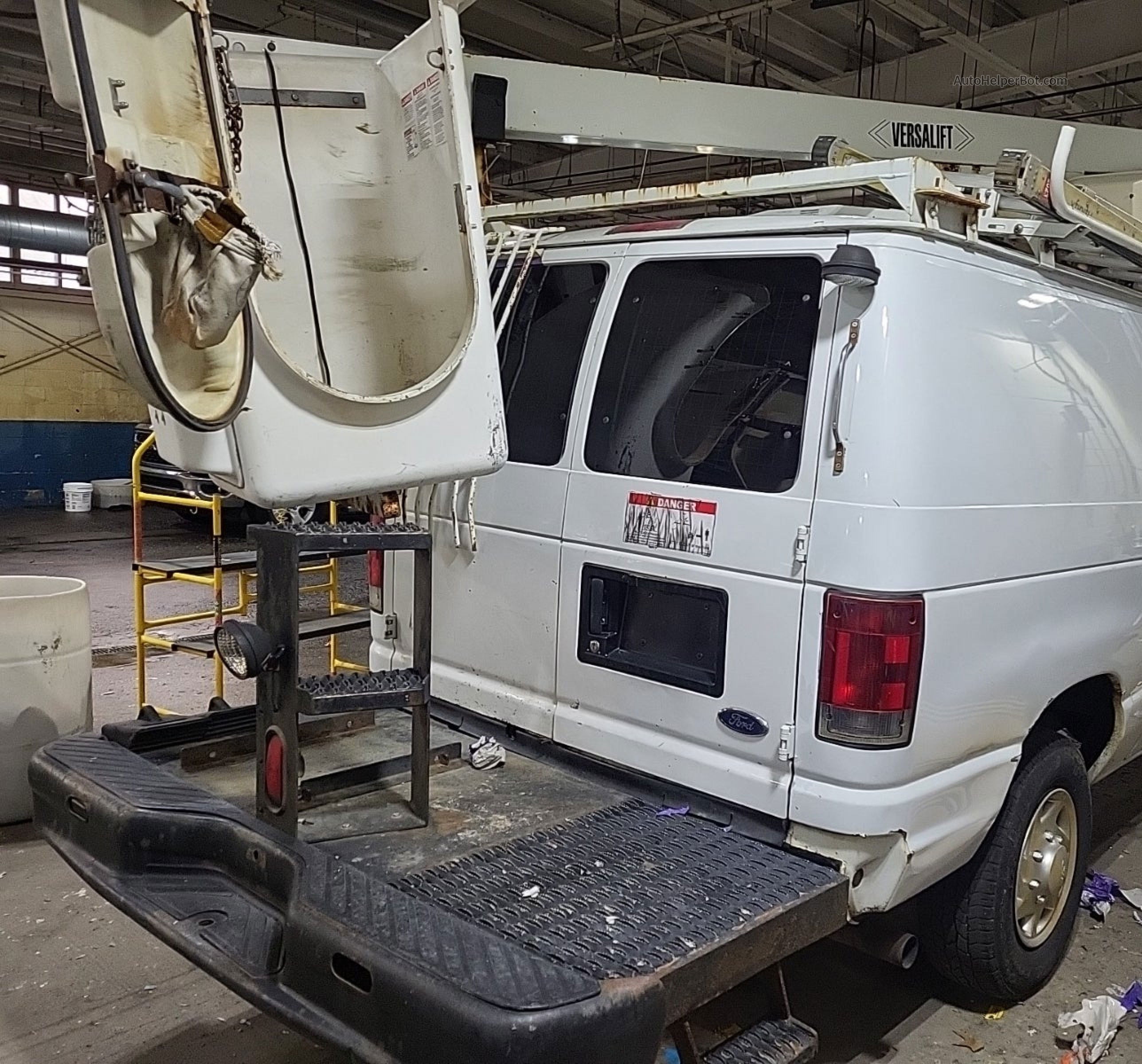 2007 Ford Econoline E350 Super Duty Van vin: 1FTSE34L87DA57419