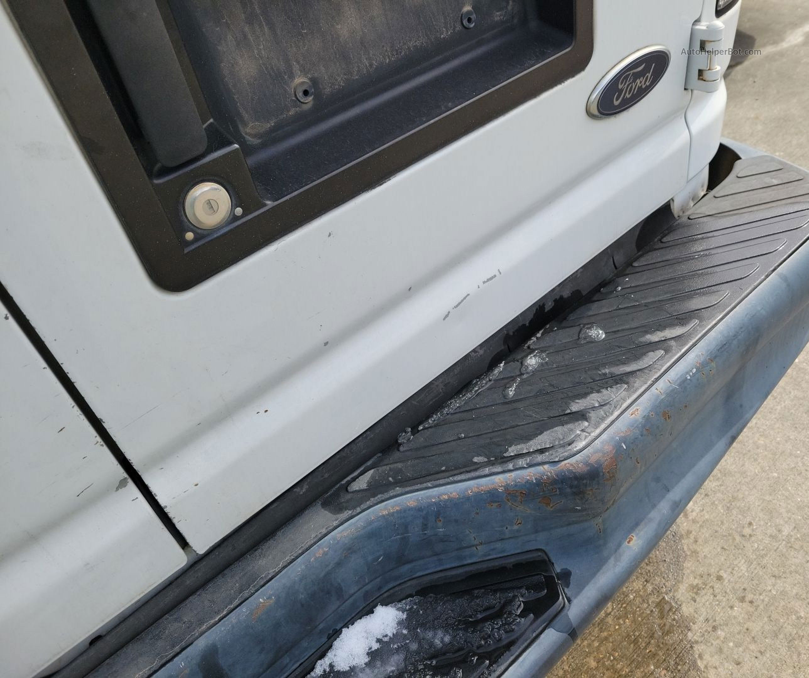 2008 Ford Econoline E350 Super Duty Van vin: 1FTSS34LX8DB38545