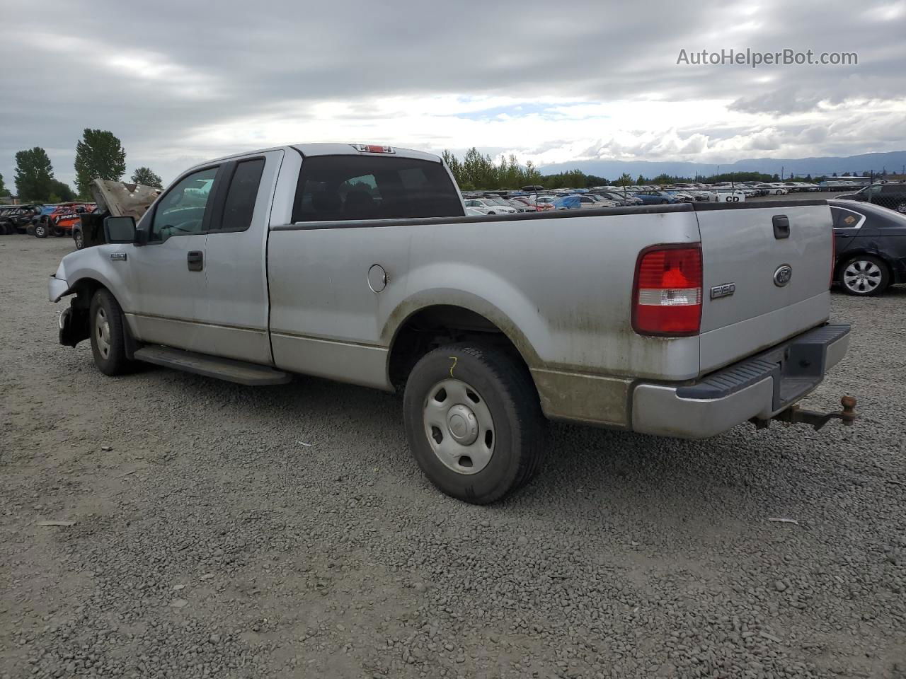 2004 Ford F150  Silver vin: 1FTVX12594NC21055