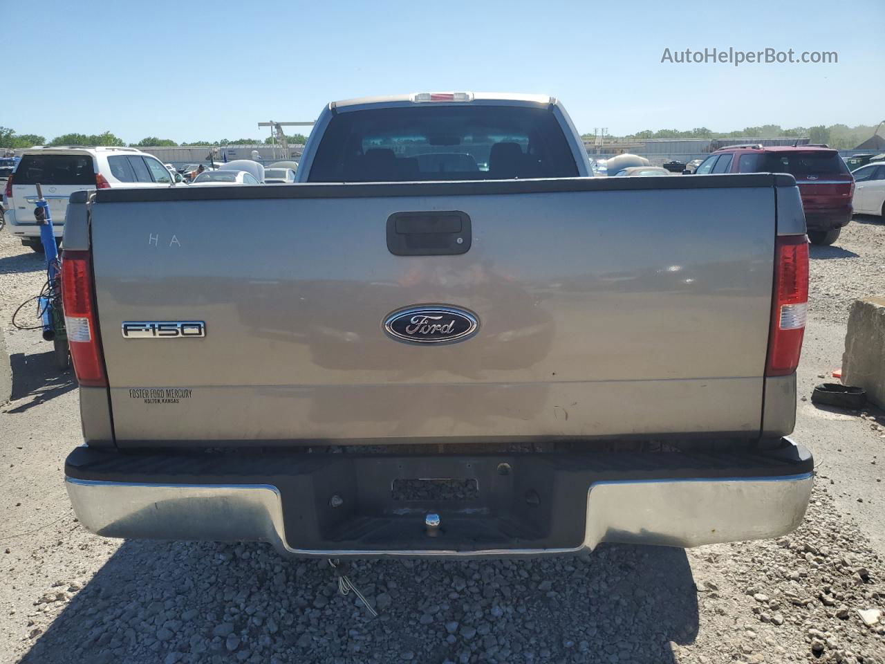 2004 Ford F150  Tan vin: 1FTVX14534NB81391