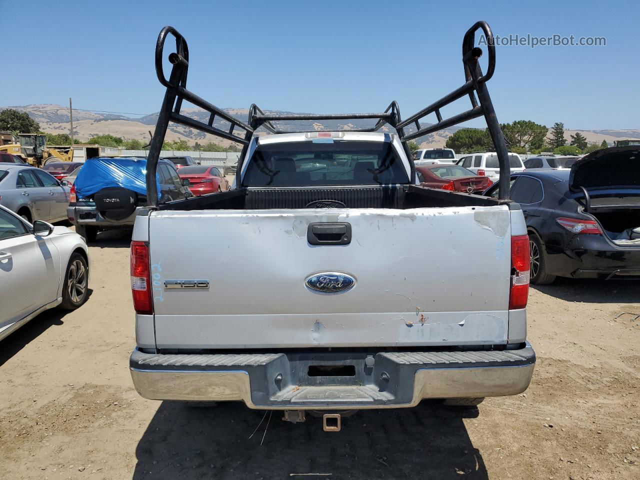 2004 Ford F150  Silver vin: 1FTVX14594NB88829