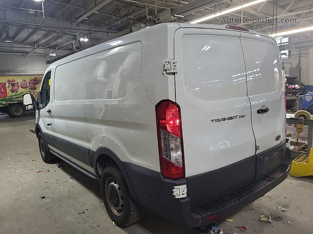 2018 Ford Transit T-250 vin: 1FTYR1YM7JKA30043