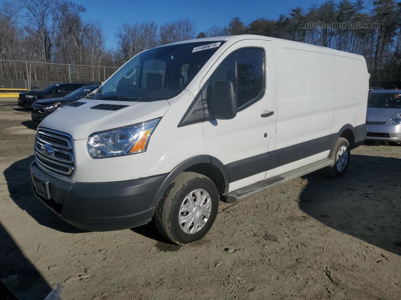 2018 Ford Transit T-250 White vin: 1FTYR1ZM7JKA89947