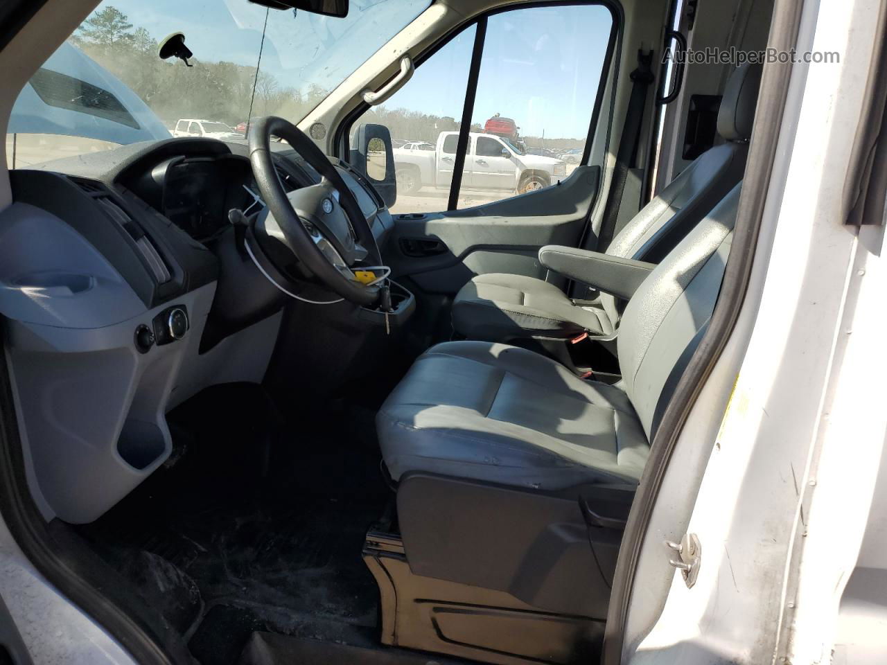 2018 Ford Transit T-250 White vin: 1FTYR2CM5JKB27805