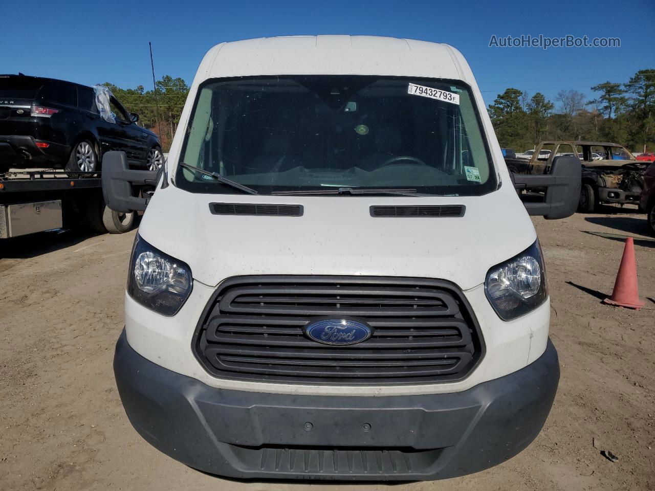 2018 Ford Transit T-250 White vin: 1FTYR2CM5JKB27805