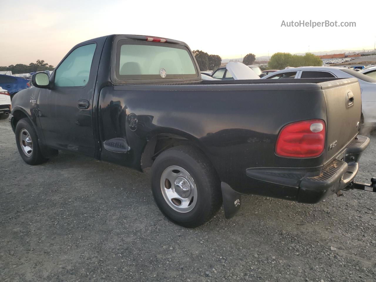 2001 Ford F150  Black vin: 1FTZF07201KF75685