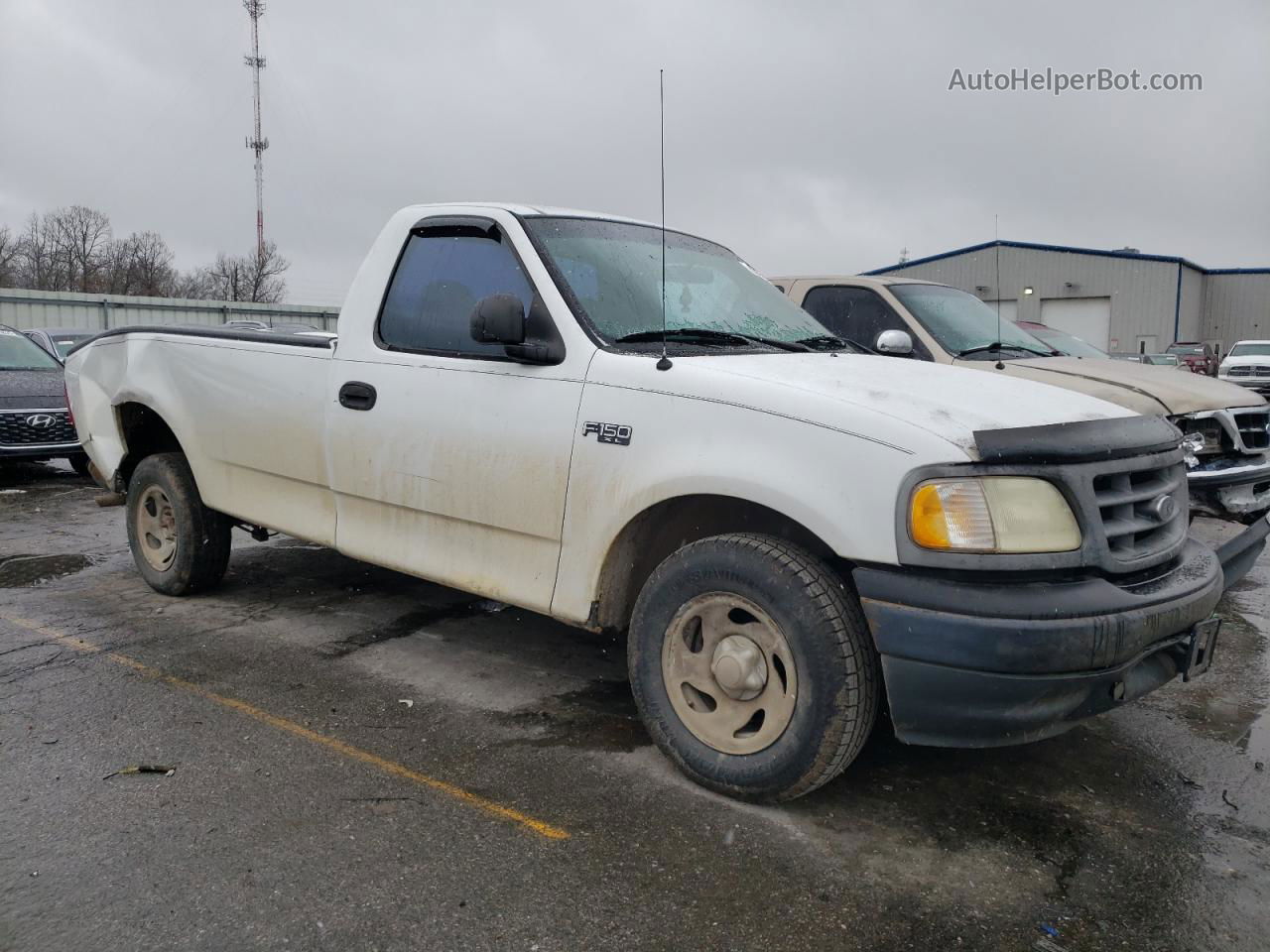 2001 Ford F150  White vin: 1FTZF17201NB19447