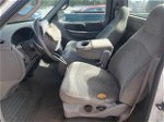 2001 Ford F150  Белый vin: 1FTZF17291NA11229