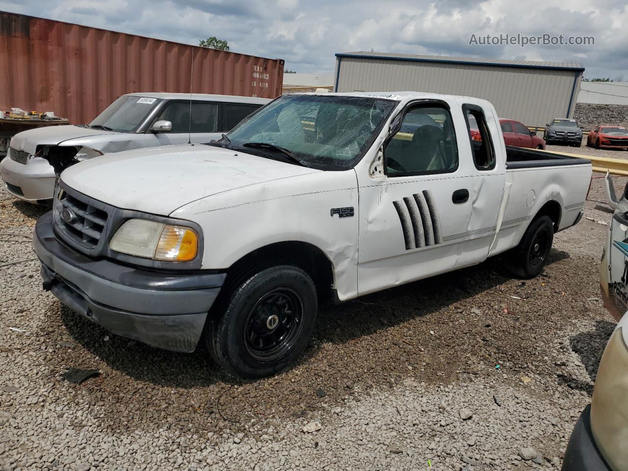 2001 Ford F150  White vin: 1FTZX17201NB38495