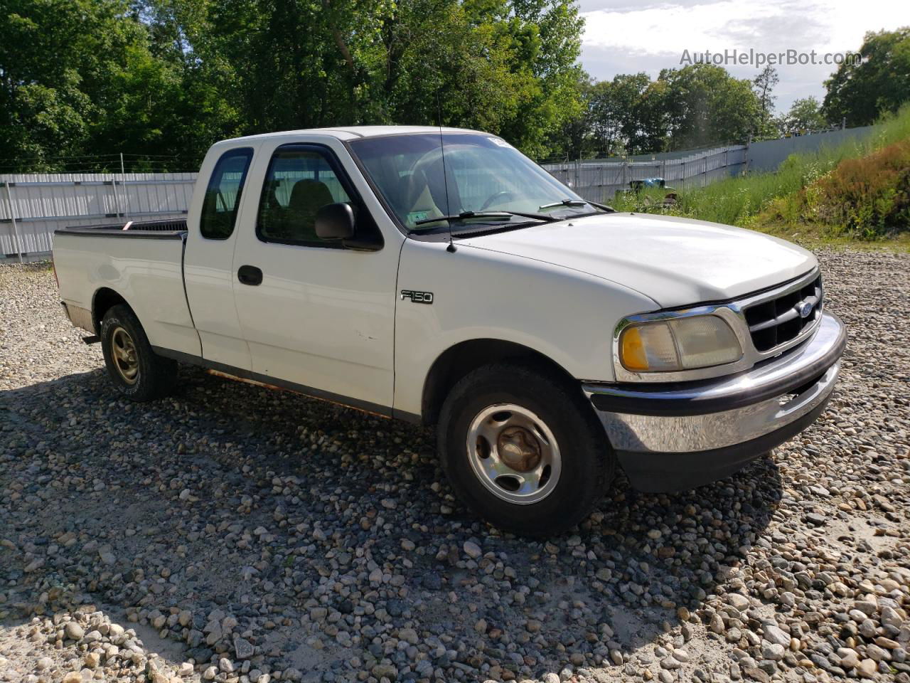 2001 Ford F150  Белый vin: 1FTZX17241NB50682