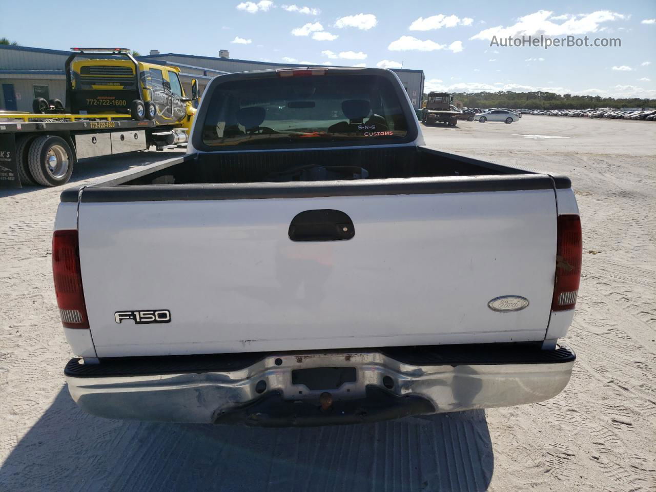 2001 Ford F150  White vin: 1FTZX17271NA46493