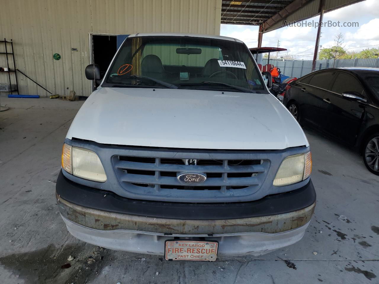 2001 Ford F150  Белый vin: 1FTZX17281NA41139