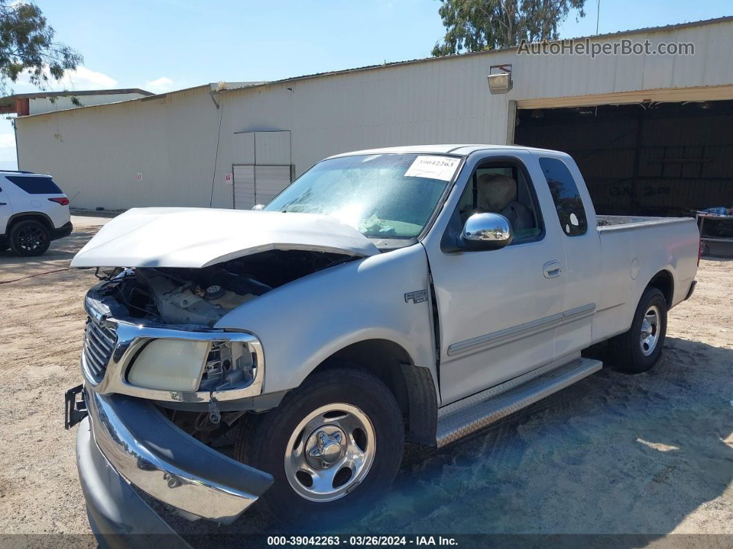 2001 Ford F150   Белый vin: 1FTZX17281NB57358