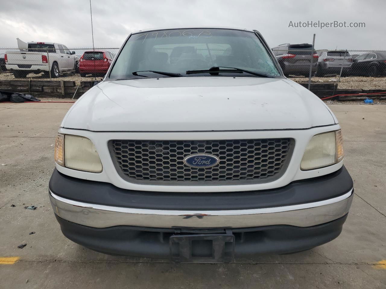 2001 Ford F150  Белый vin: 1FTZX17281NB61555