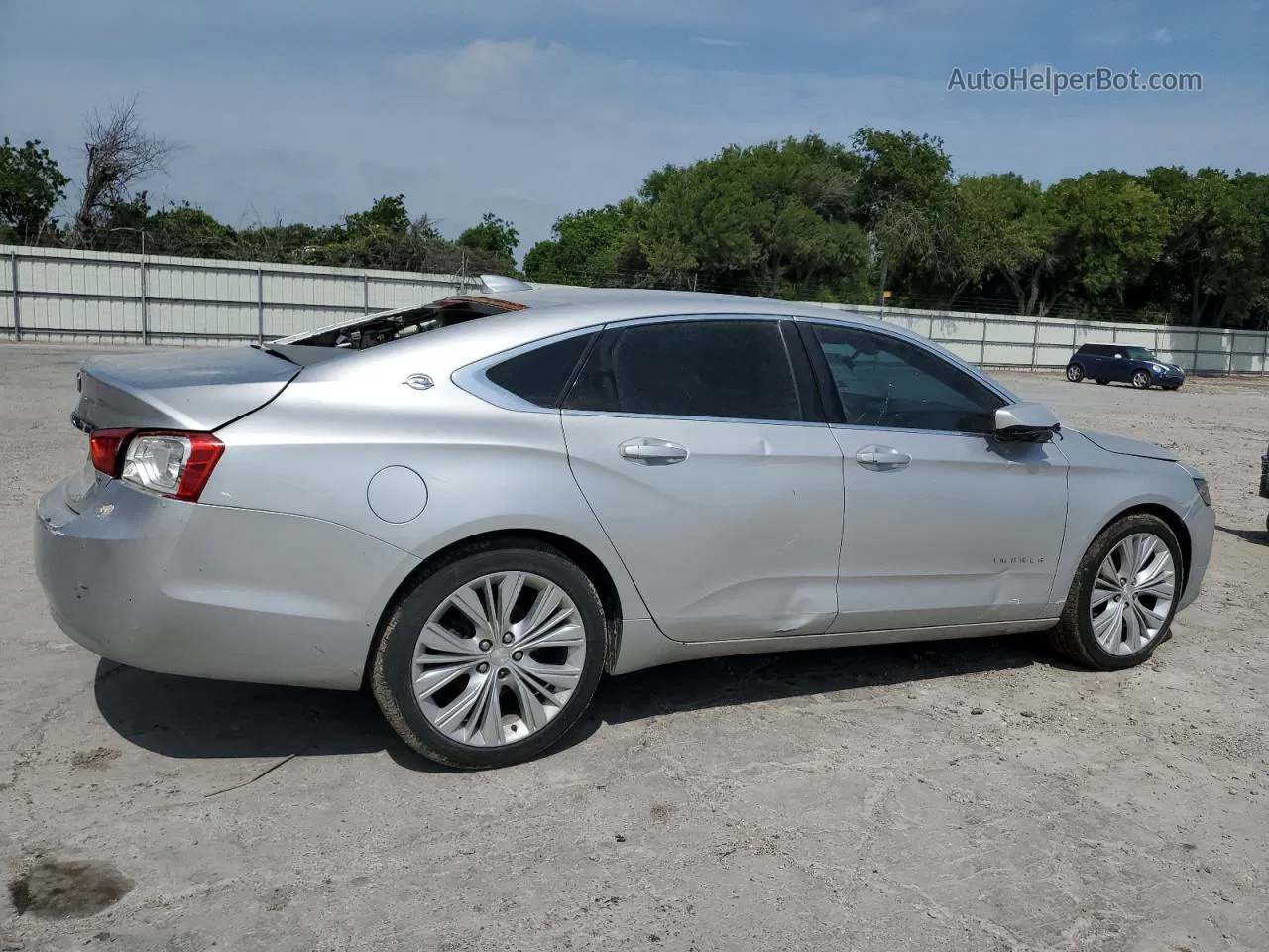 2017 Chevrolet Impala Lt Серебряный vin: 1G1105S30HU188444