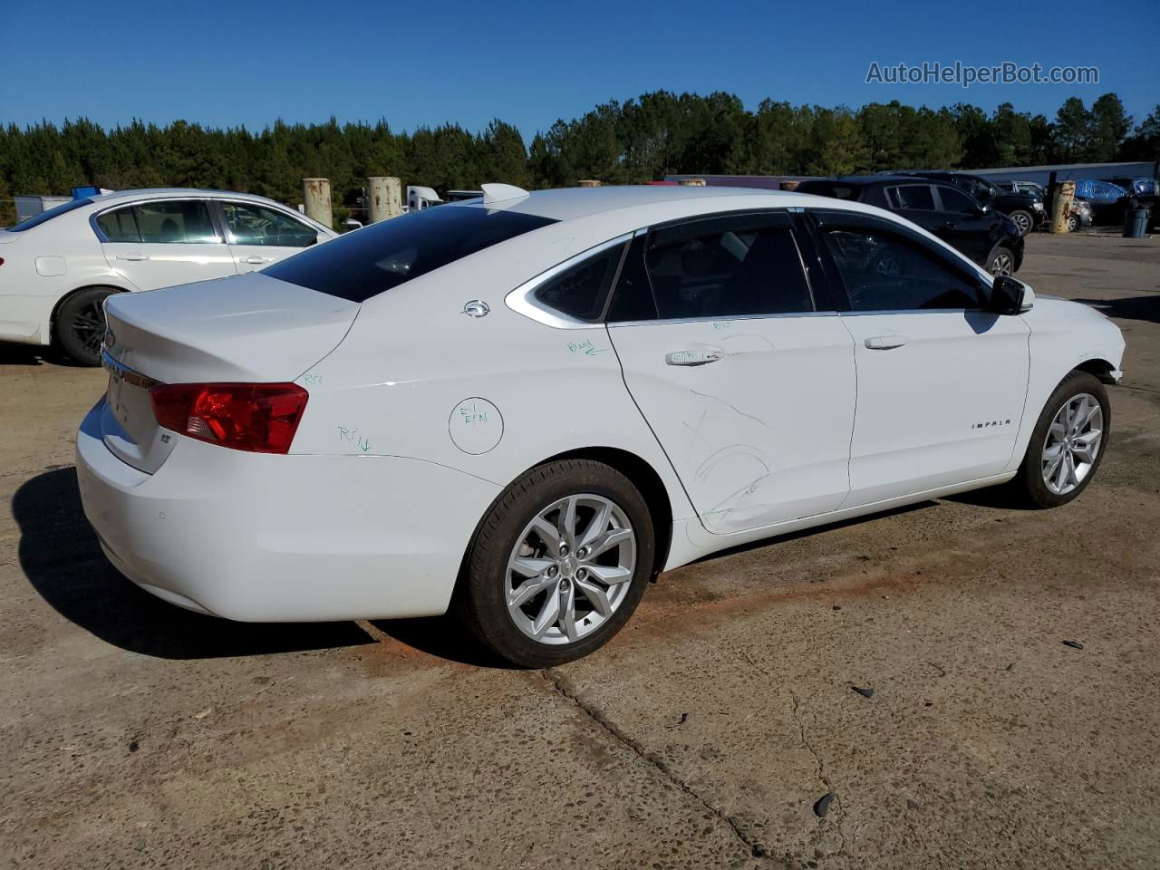 2017 Chevrolet Impala Lt White vin: 1G1105S37HU114681