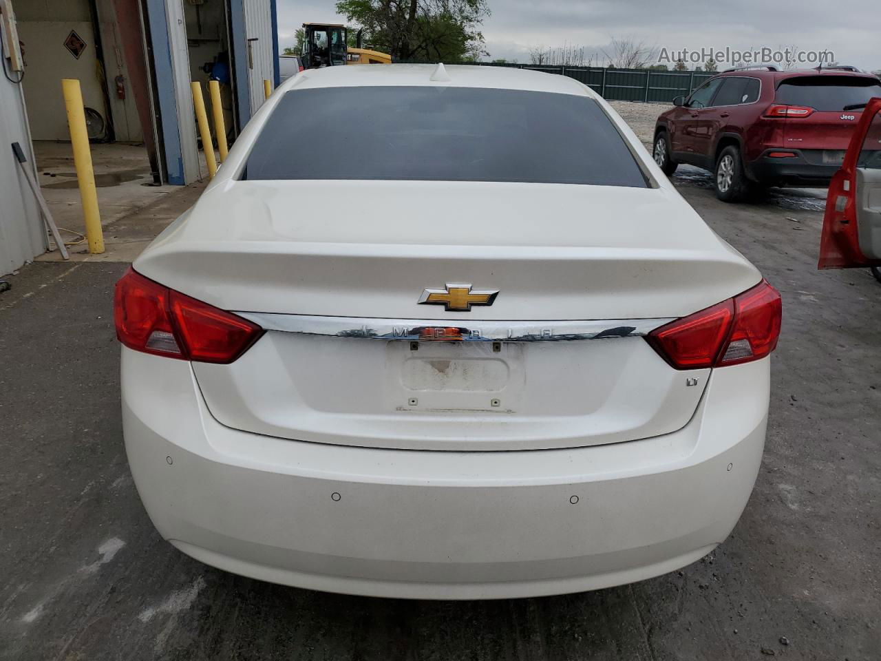 2014 Chevrolet Impala Lt White vin: 1G1115SL5EU104840