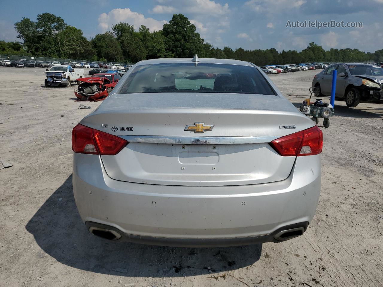 2017 Chevrolet Impala Premier Silver vin: 1G1145S32HU205409