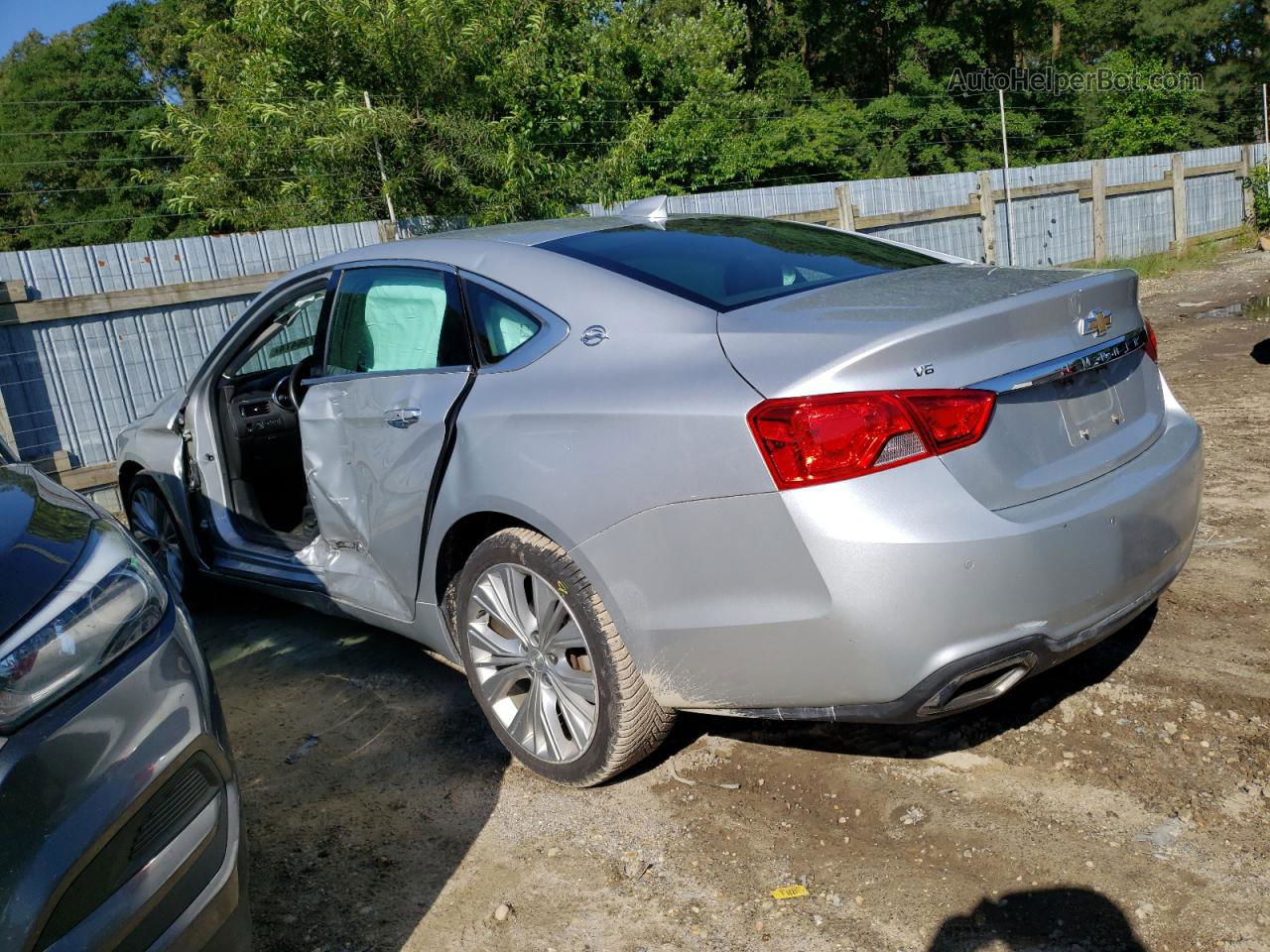 2017 Chevrolet Impala Premier Silver vin: 1G1145S39HU211904