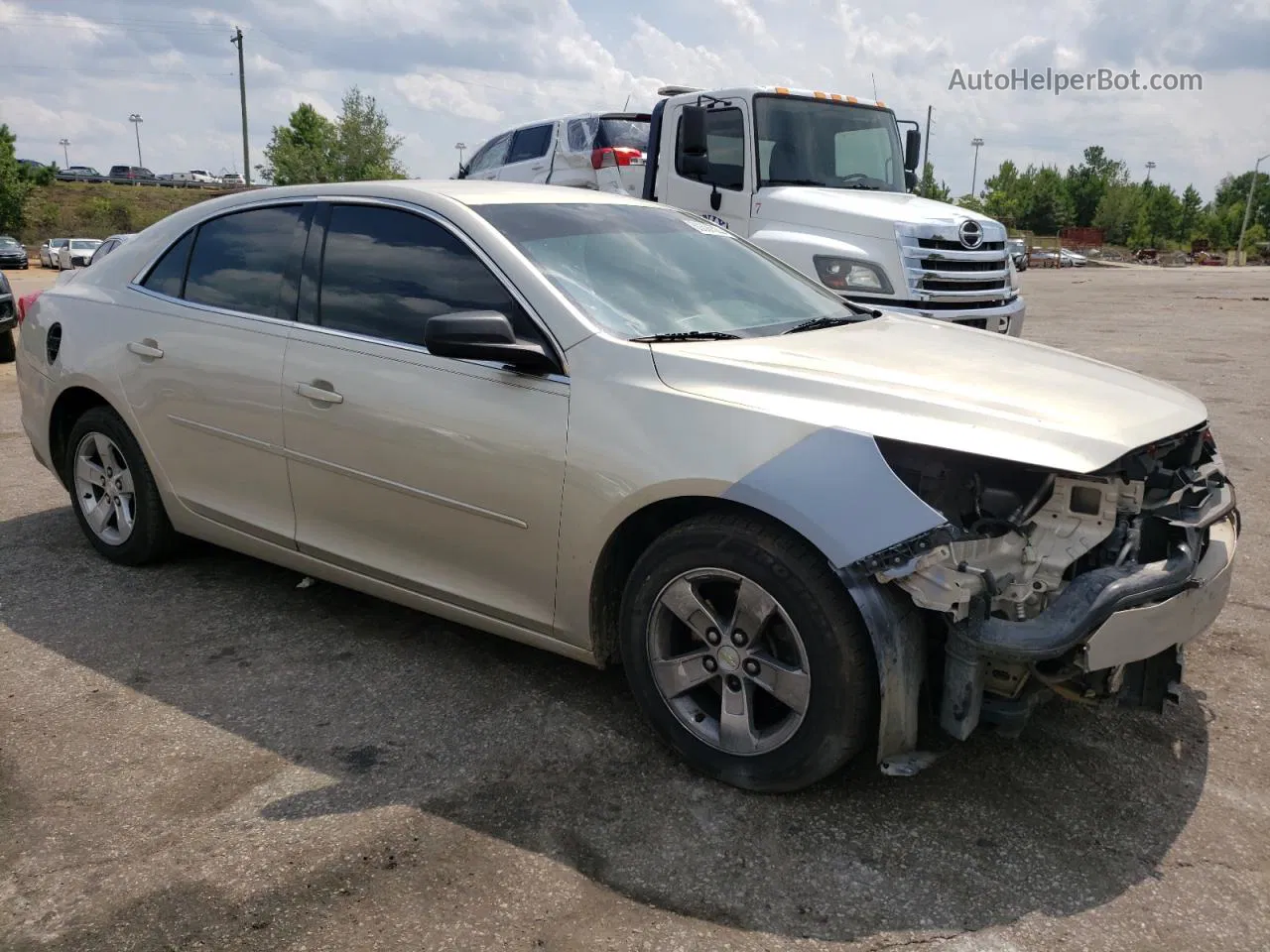 2015 Chevrolet Malibu Ls Золотой vin: 1G11A5SL8FF267309