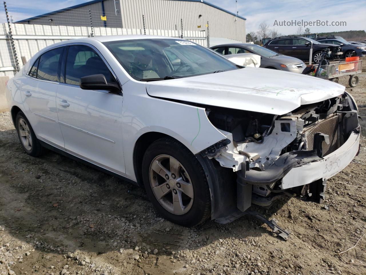 2015 Chevrolet Malibu Ls White vin: 1G11B5SL3FF153960