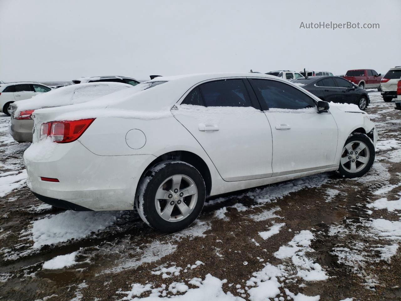 2015 Chevrolet Malibu Ls White vin: 1G11B5SL6FF345129