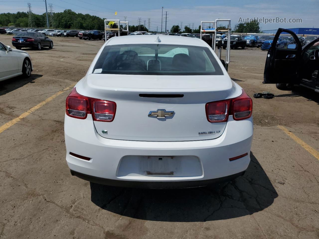 2015 Chevrolet Malibu 1lt White vin: 1G11C5SLXFF181462