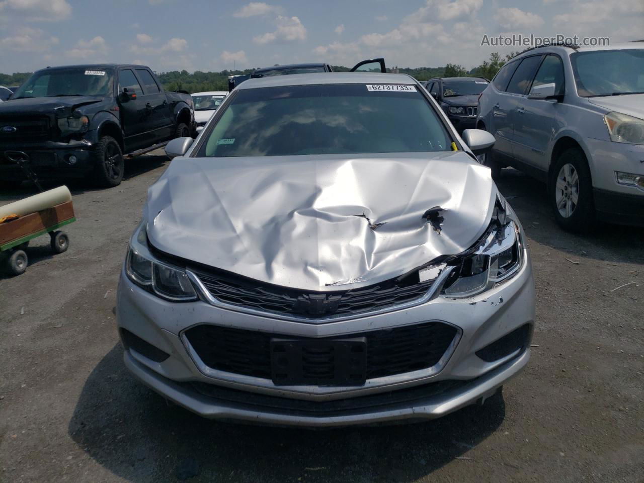 2017 Chevrolet Cruze Ls Серебряный vin: 1G1BB5SM1H7168872